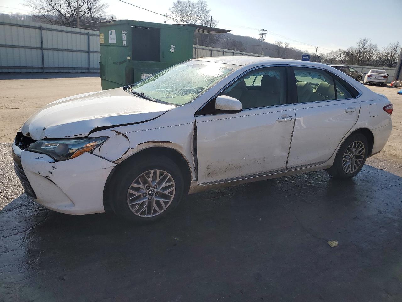 2017 TOYOTA CAMRY
