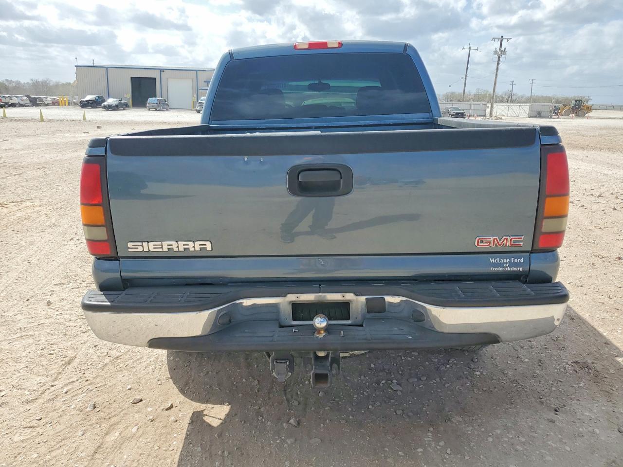 2007 GMC NEW SIERRA C1500 CLASSIC photo 6