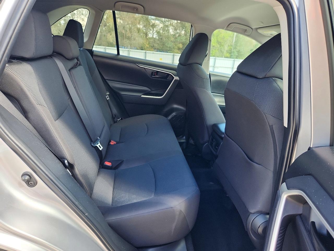 2024 TOYOTA RAV4 LE photo 31