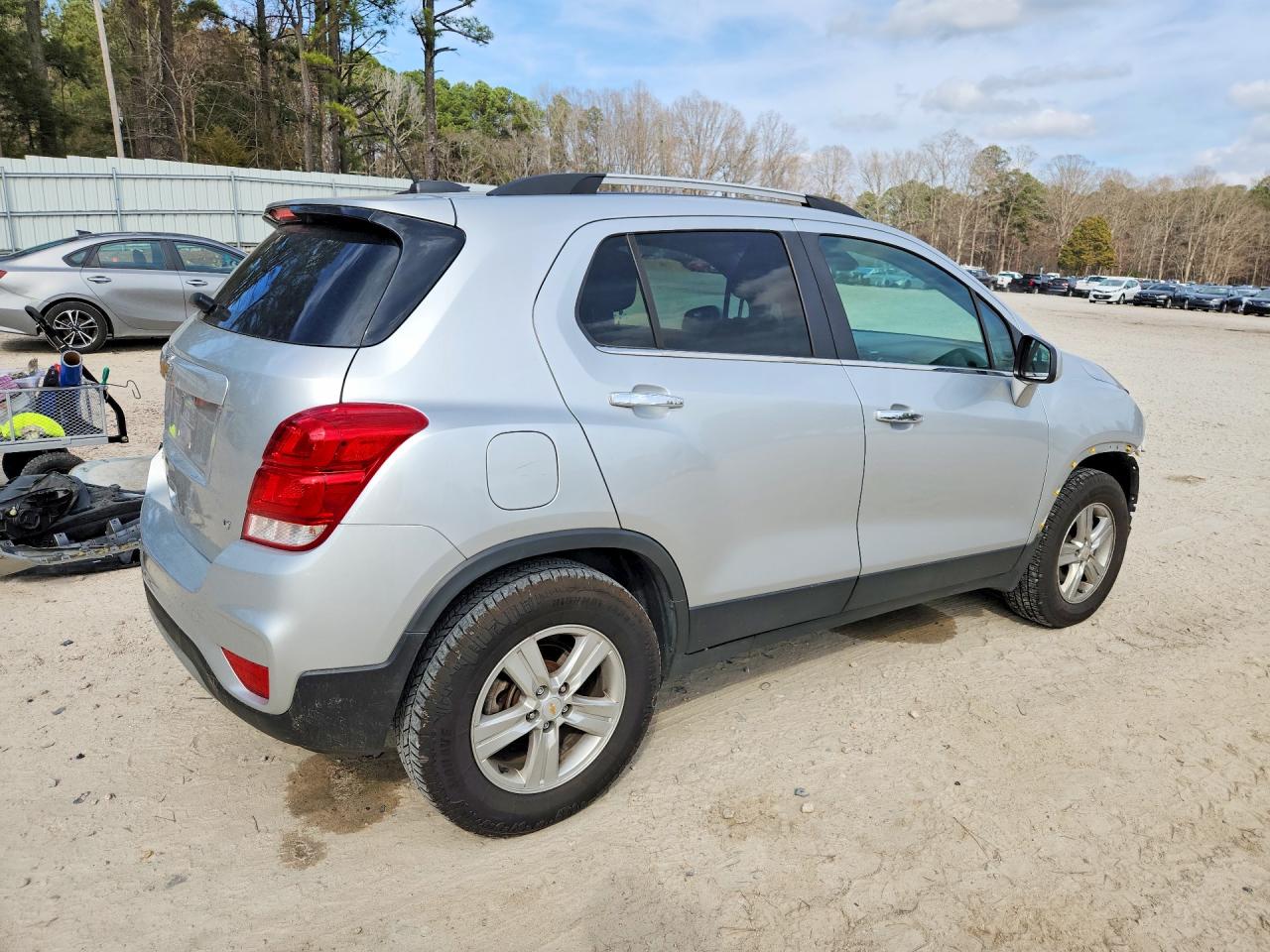 2019 CHEVROLET TRAX 1LT photo 3