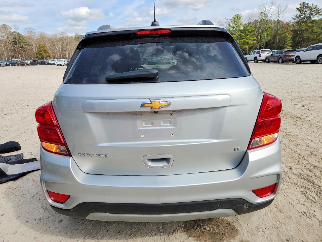 2019 CHEVROLET TRAX 1LT photo 6