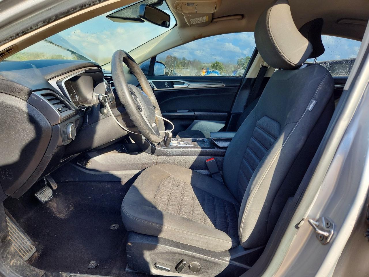 2019 FORD FUSION SE photo 7