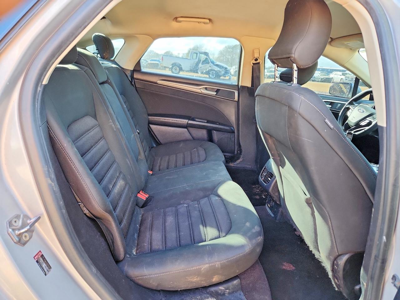 2019 FORD FUSION SE photo 10