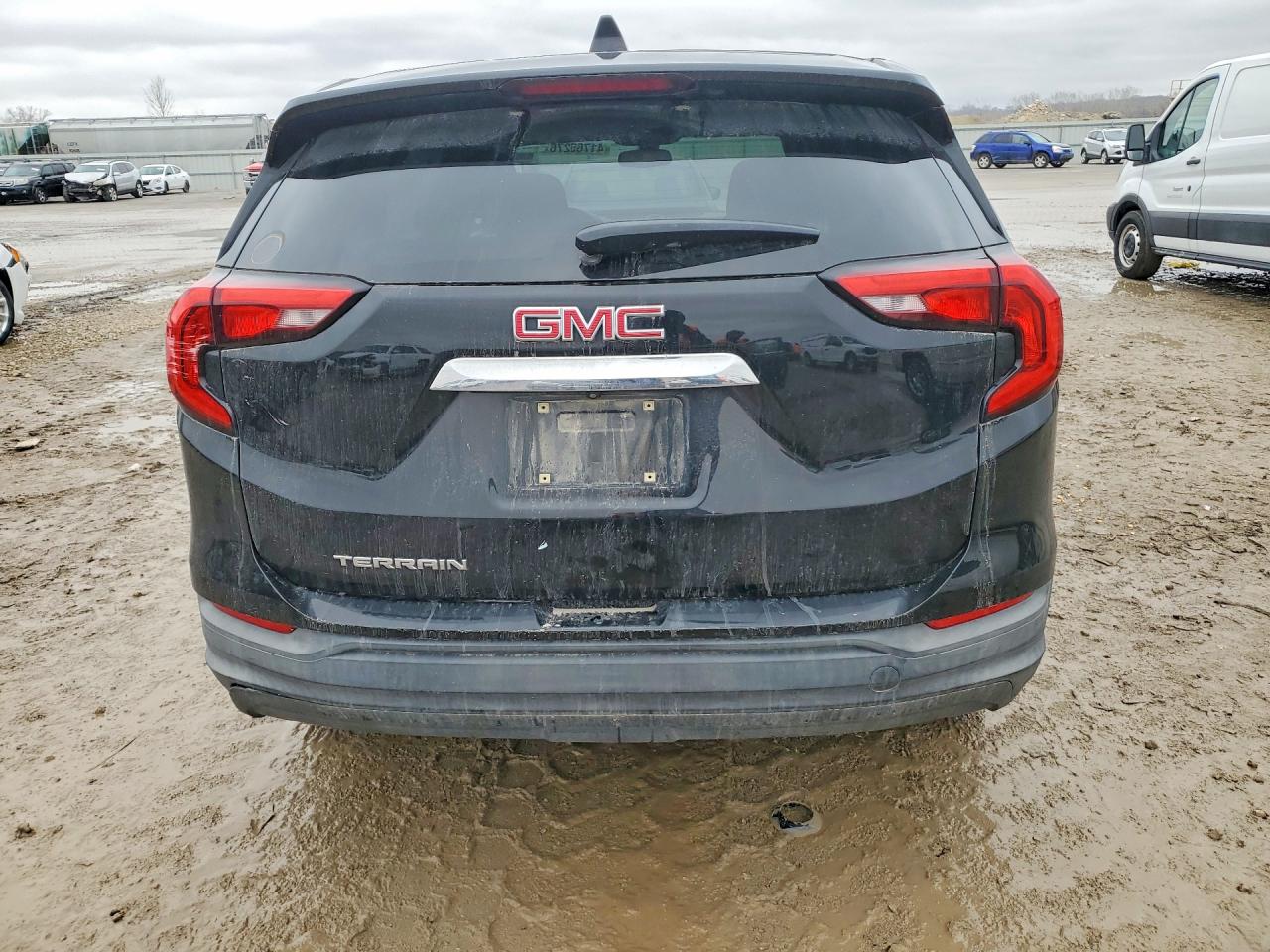 2018 GMC TERRAIN SLE photo 6