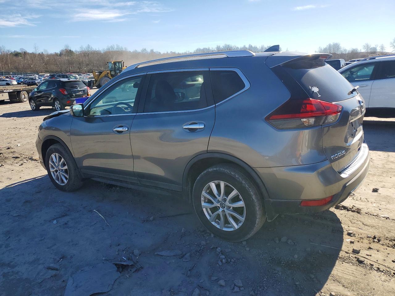 2018 NISSAN ROGUE SV photo 3
