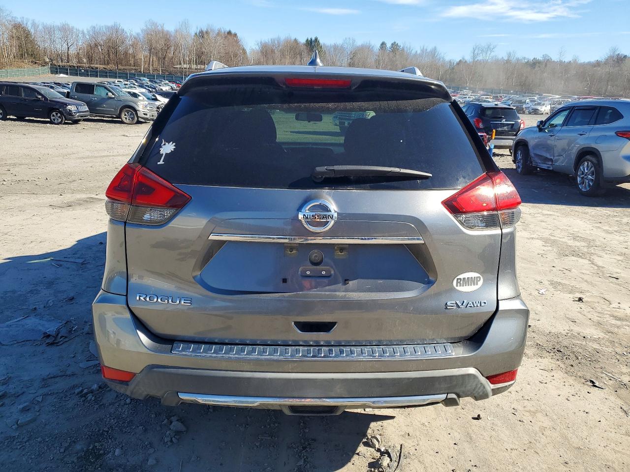 2018 NISSAN ROGUE SV photo 11