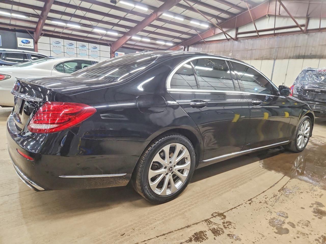 2018 MERCEDES-BENZ E 300 photo 3