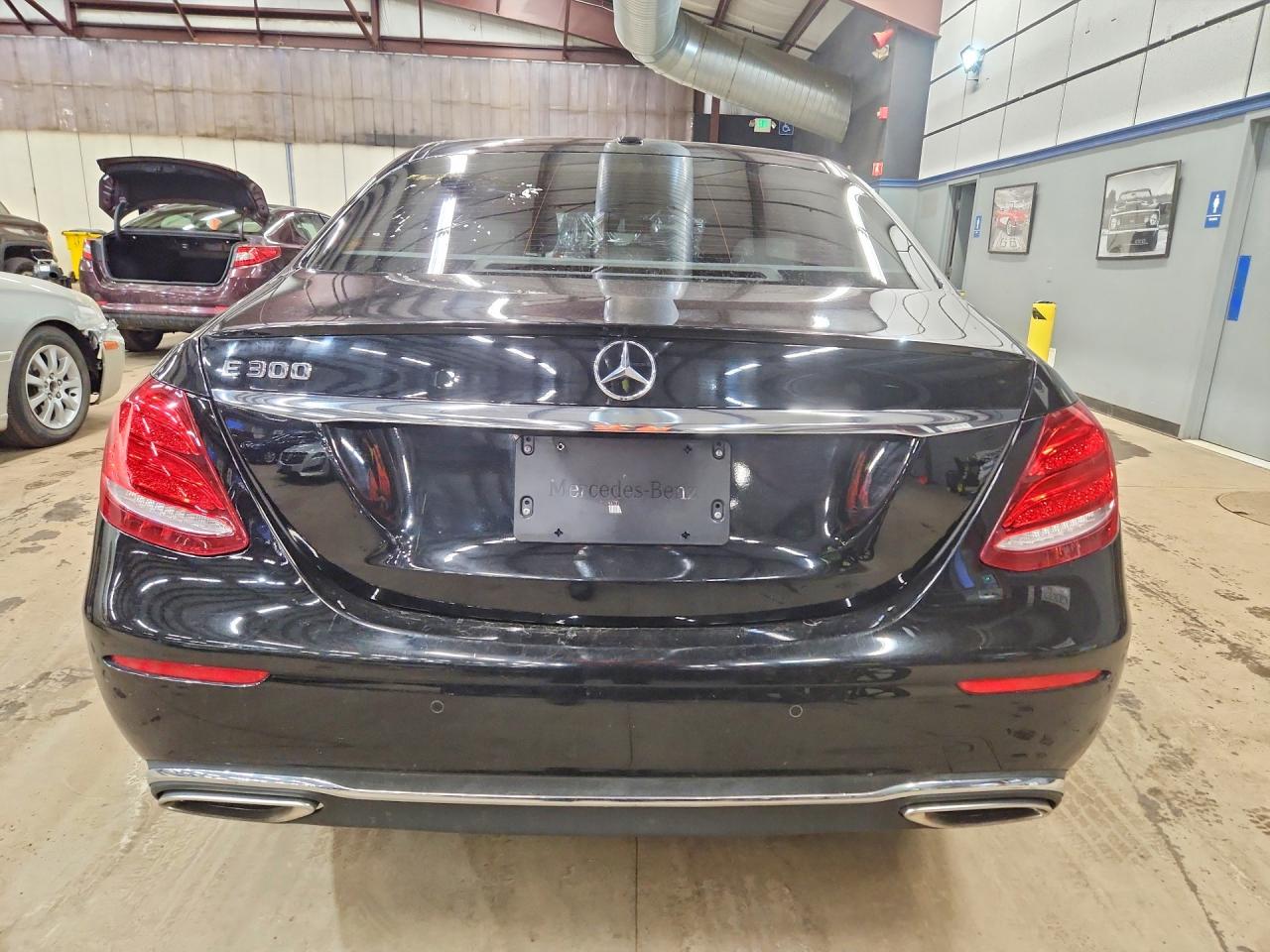 2018 MERCEDES-BENZ E 300 photo 6