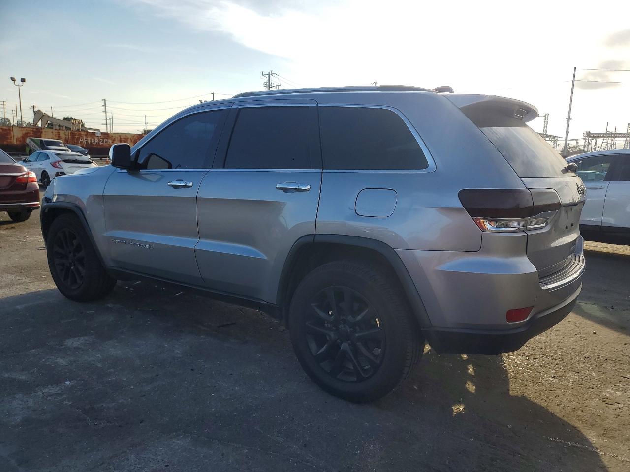 2016 JEEP GRAND CHEROKEE LIMITED photo 2