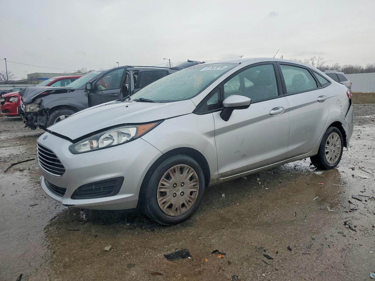 2016 FORD FIESTA