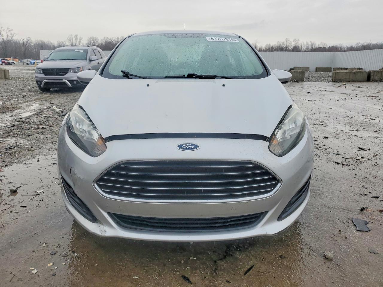 2016 FORD FIESTA S photo 13