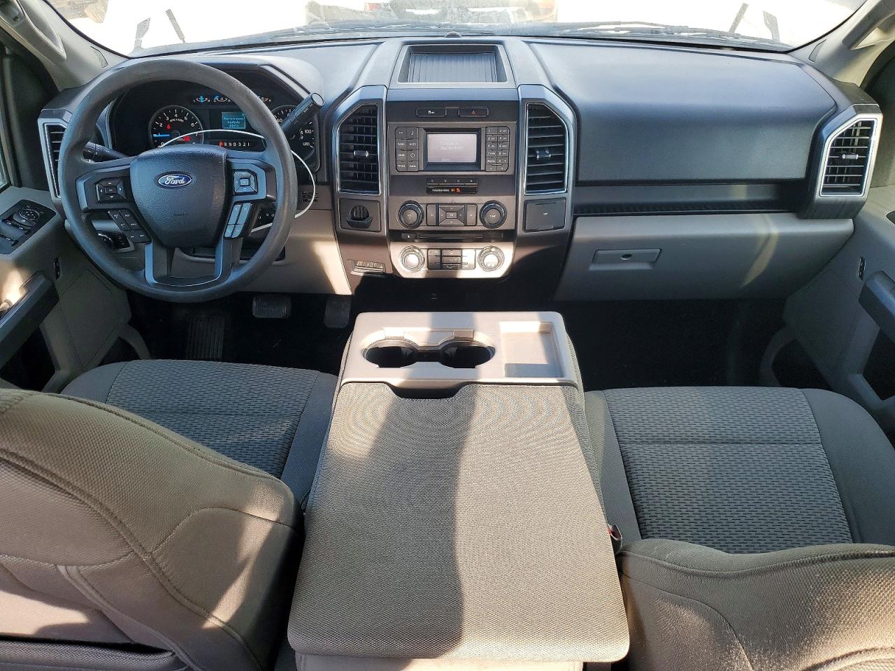 2017 FORD F150 SUPERCREW photo 8