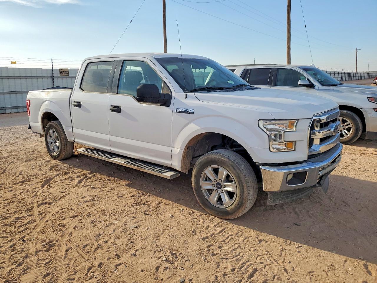 2017 FORD F150 SUPERCREW photo 4