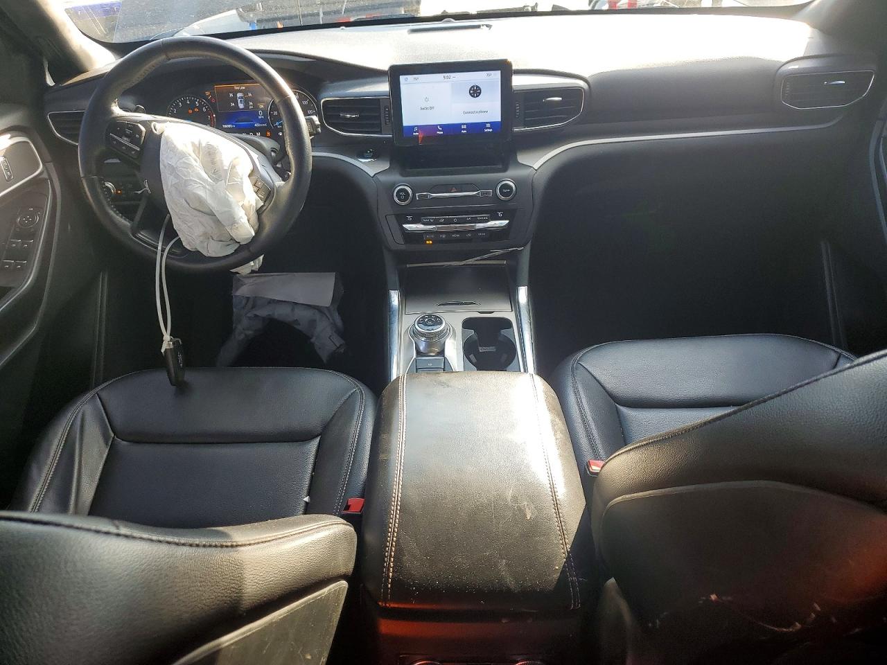 2020 FORD EXPLORER XLT photo 15