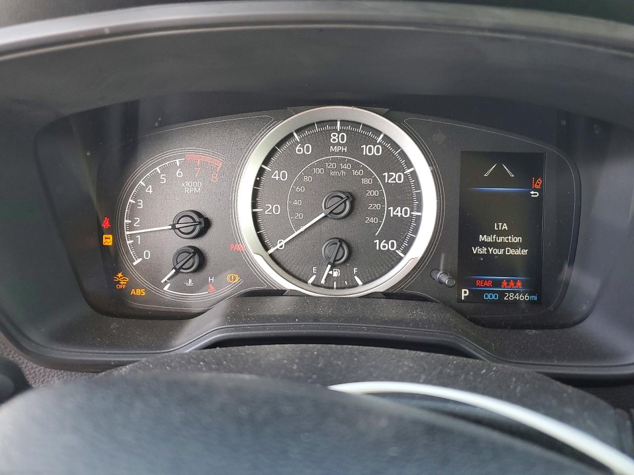 2022 TOYOTA COROLLA LE photo 17