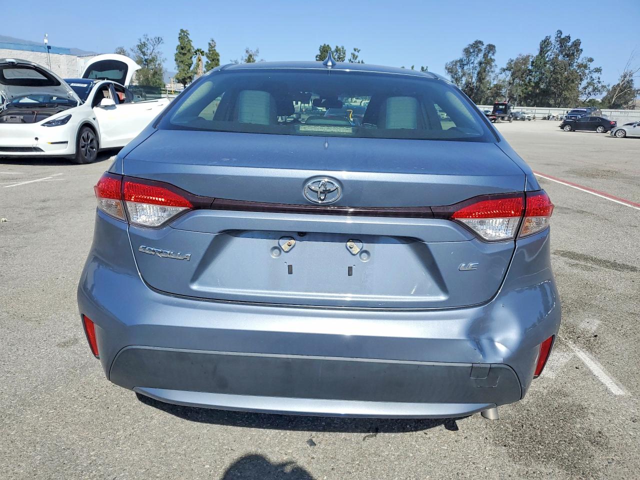 2022 TOYOTA COROLLA LE photo 11