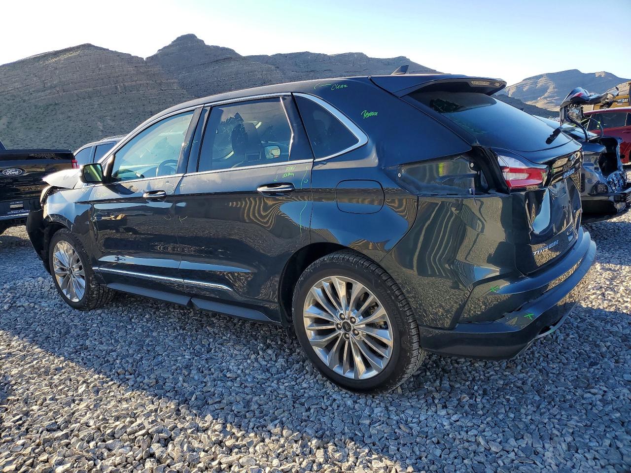 2024 FORD EDGE TITANIUM photo 2