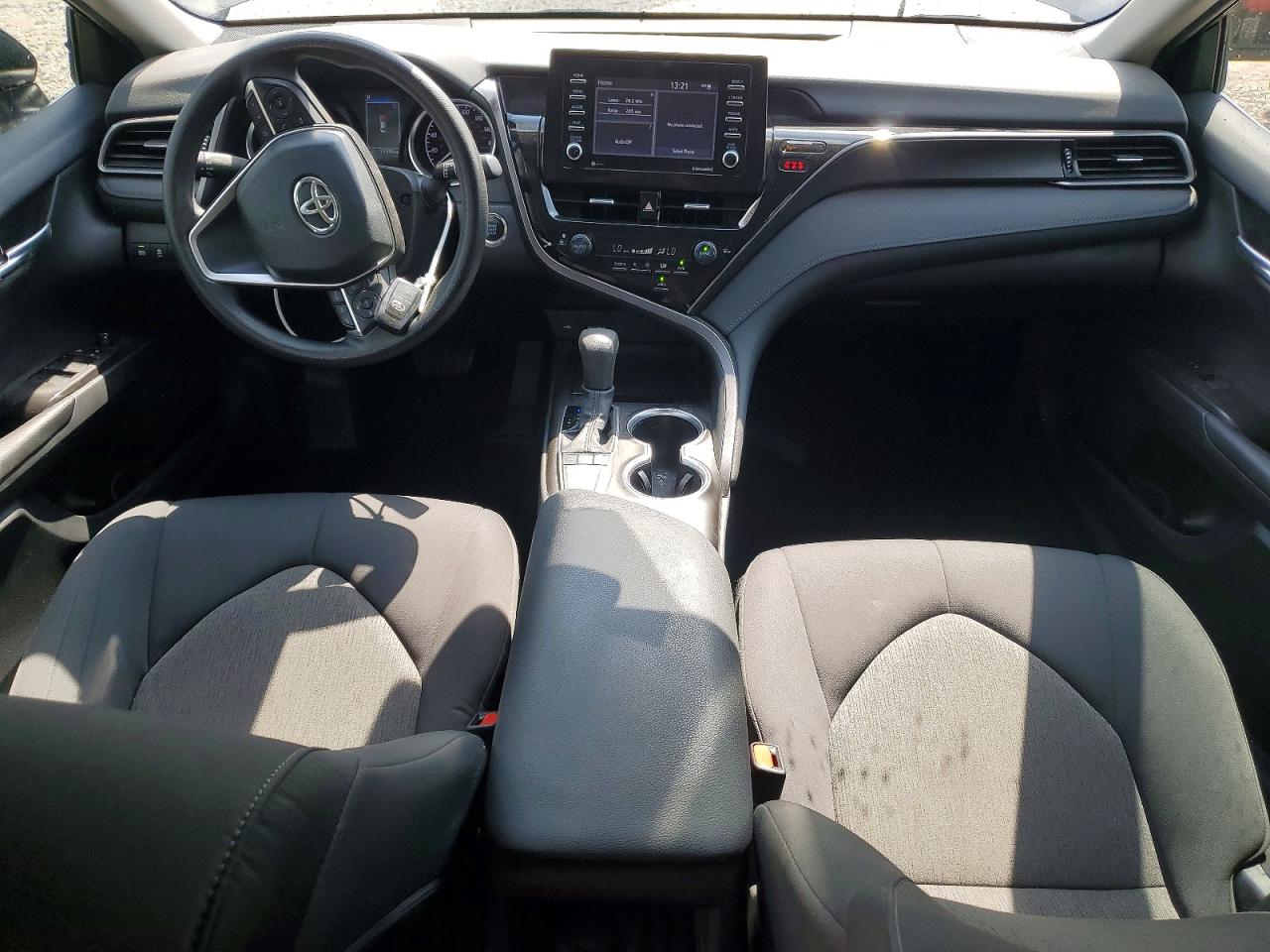 2024 TOYOTA CAMRY LE photo 8