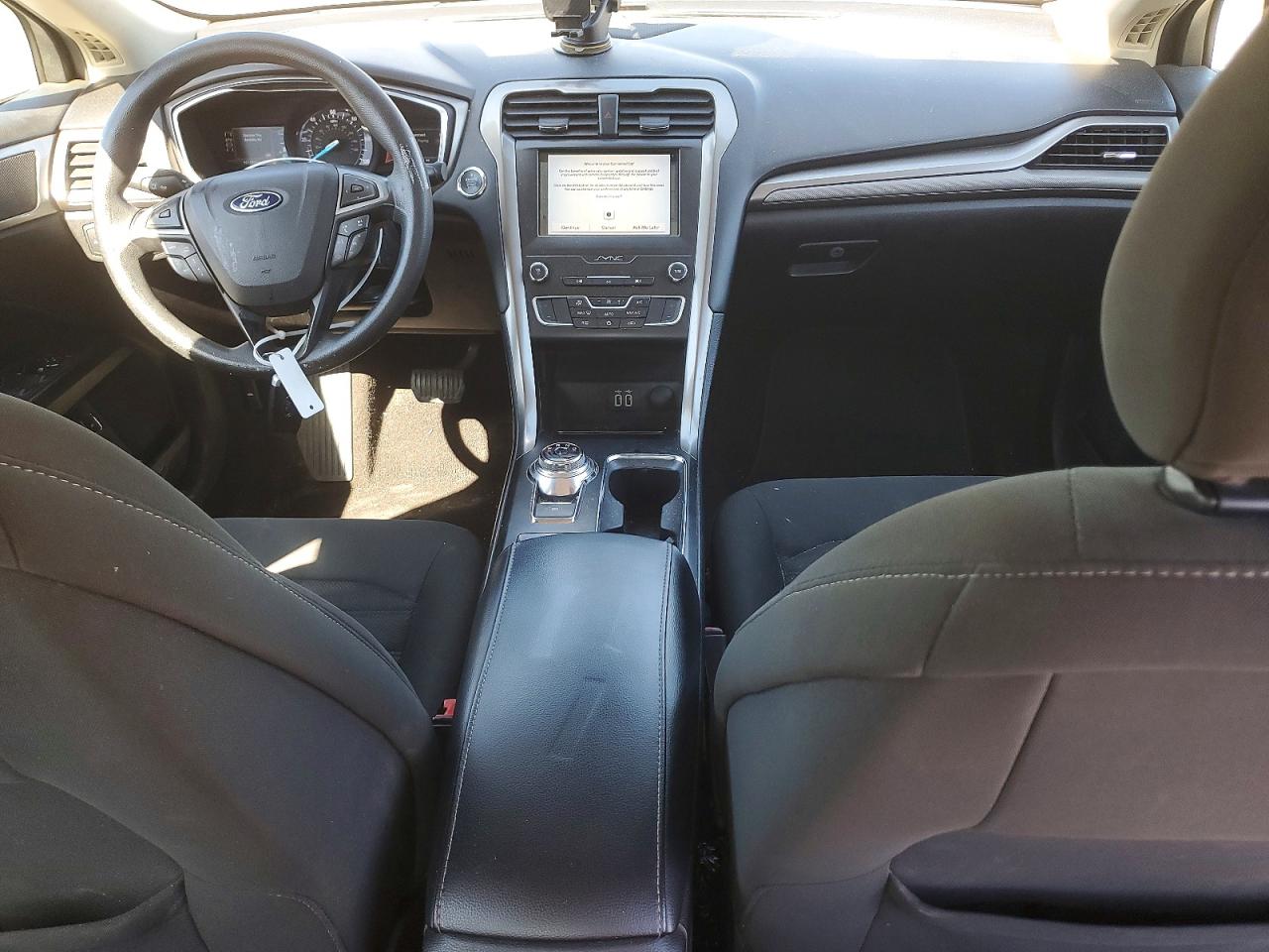 2019 FORD FUSION SE photo 15