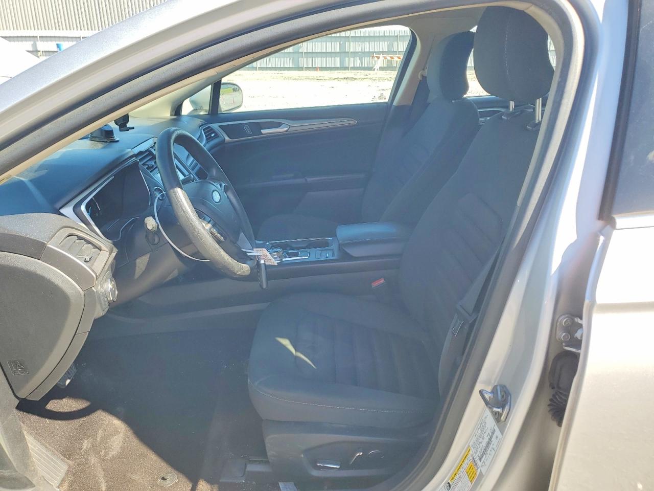 2019 FORD FUSION SE photo 13