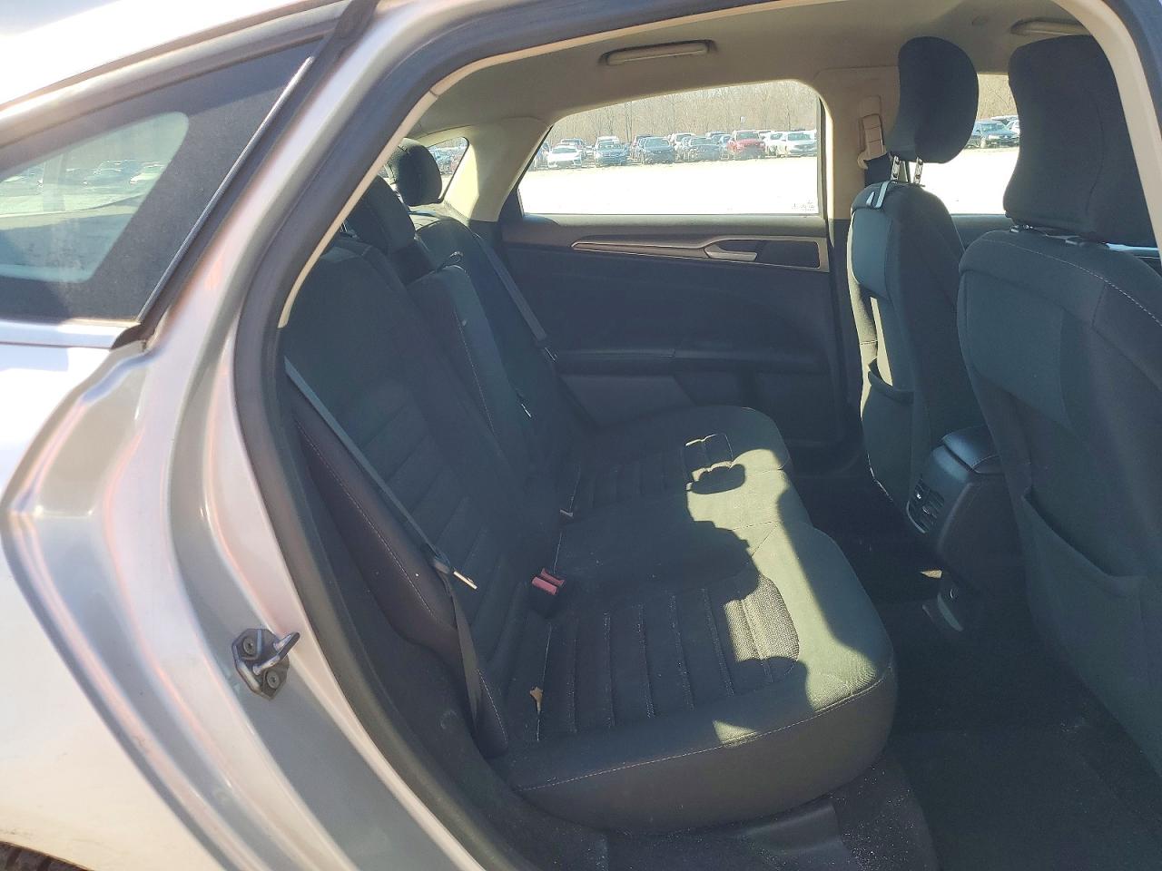 2019 FORD FUSION SE photo 19