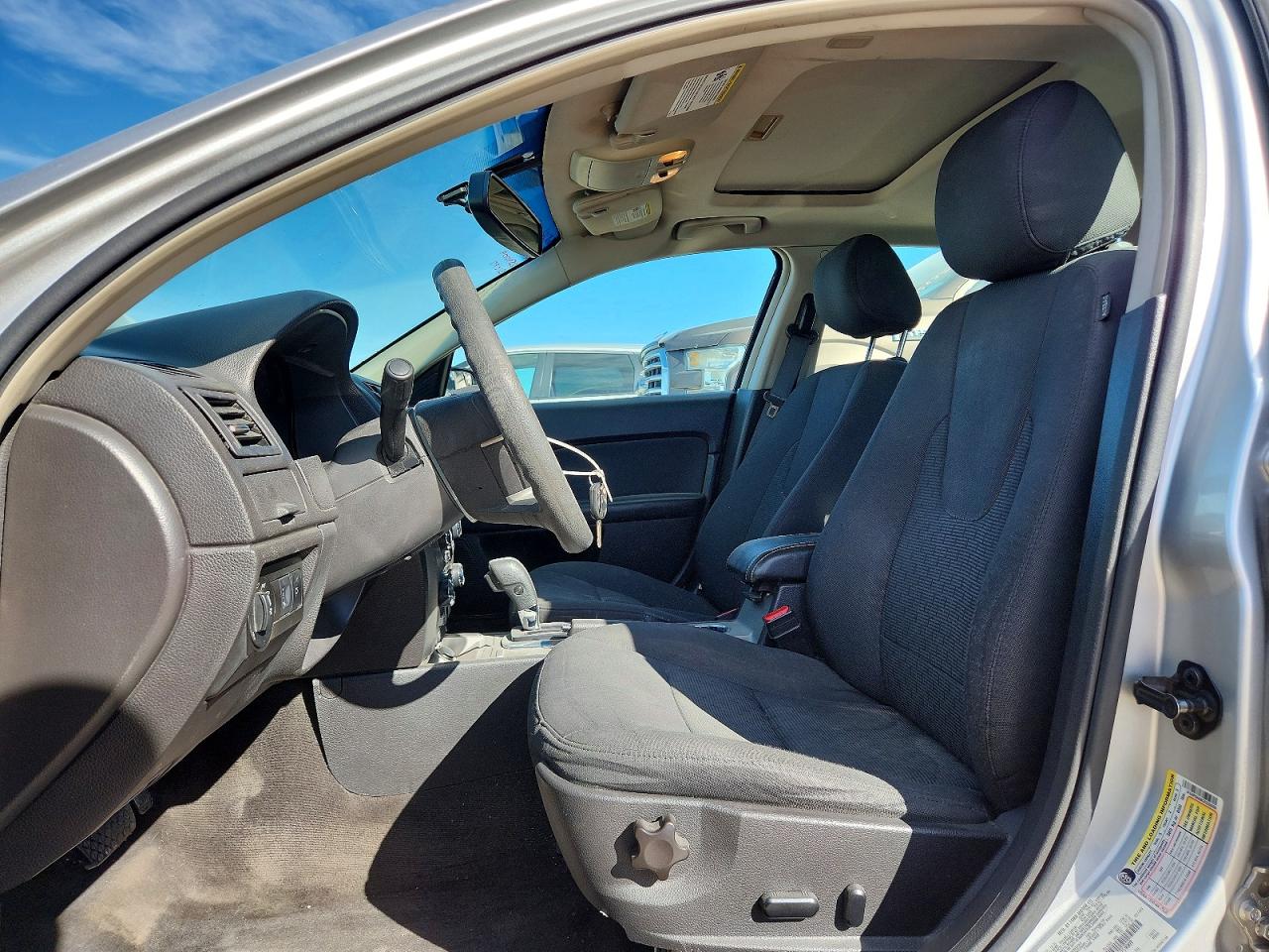2012 FORD FUSION SE photo 13