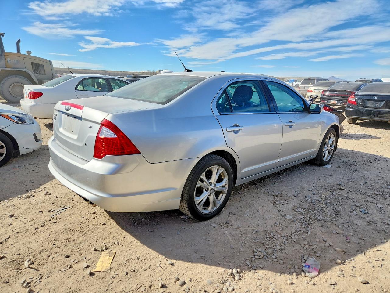 2012 FORD FUSION SE photo 5