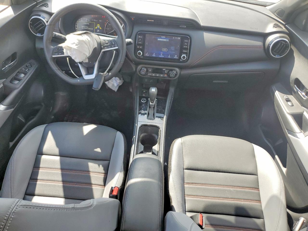2023 NISSAN KICKS SR photo 15