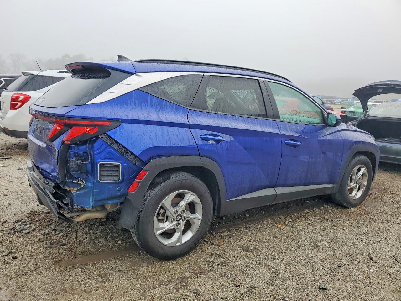 2024 HYUNDAI TUCSON SEL photo 3