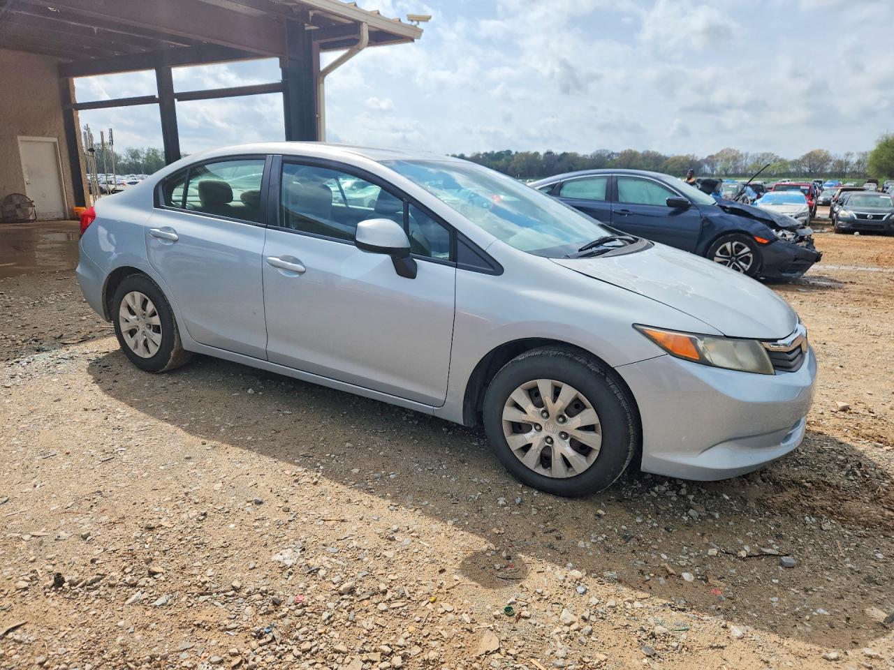 2012 HONDA CIVIC LX photo 4
