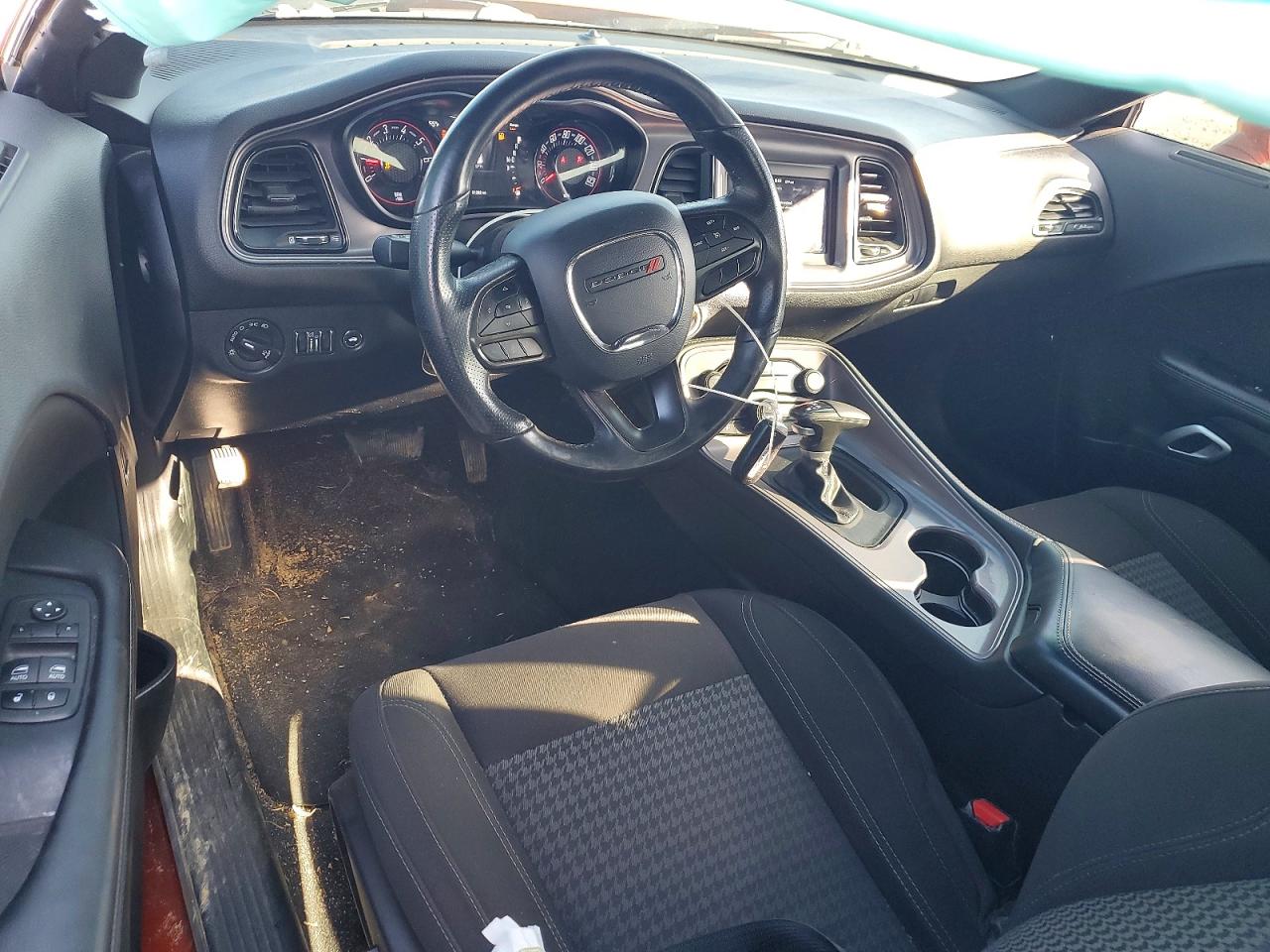 2023 DODGE CHALLENGER SXT photo 15