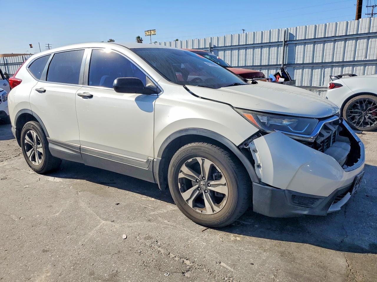2017 HONDA CR-V LX photo 7