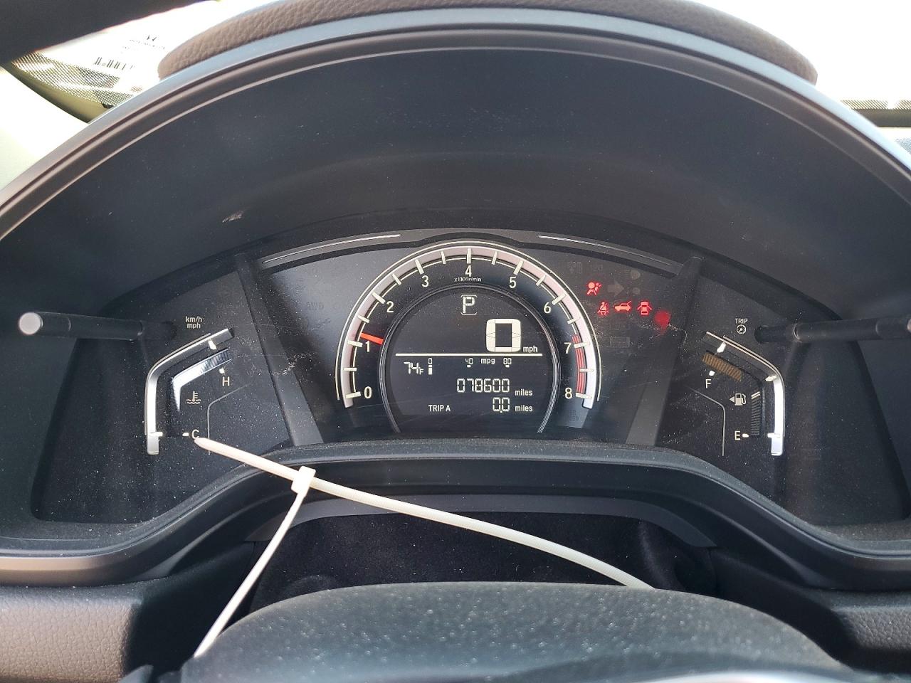2017 HONDA CR-V LX photo 17