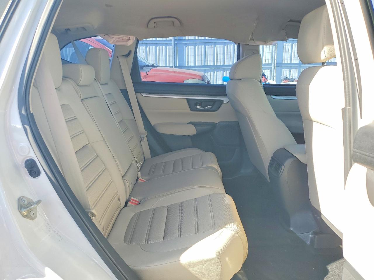 2017 HONDA CR-V LX photo 19