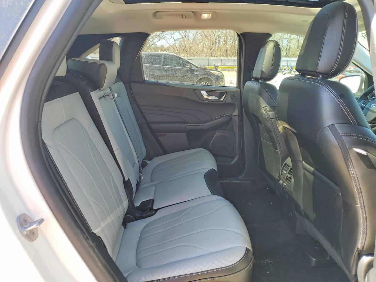 2025 FORD ESCAPE photo 19