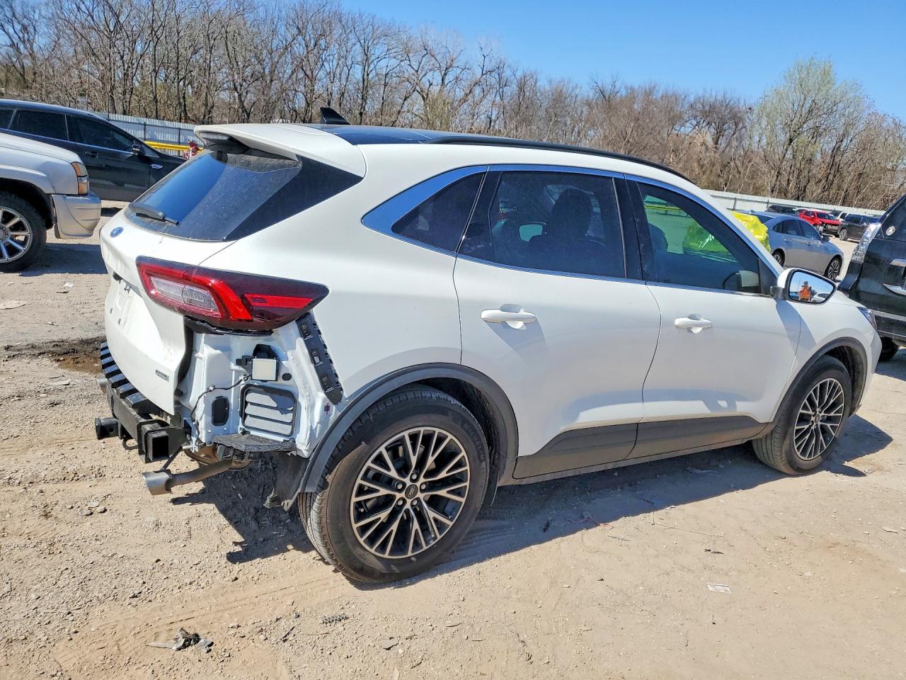 2025 FORD ESCAPE photo 5