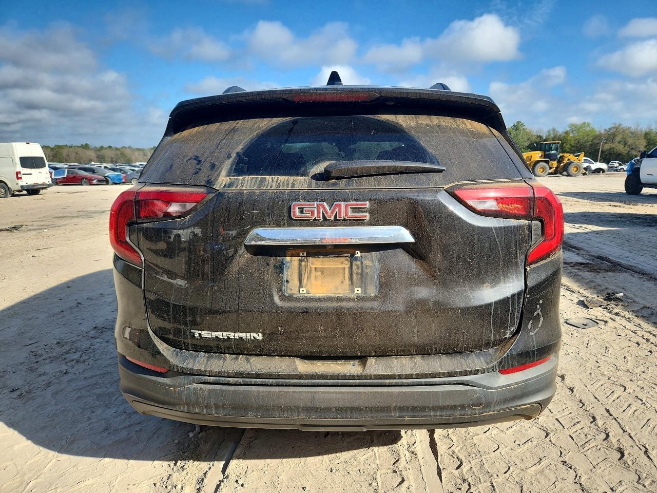 2020 GMC TERRAIN SLE photo 11
