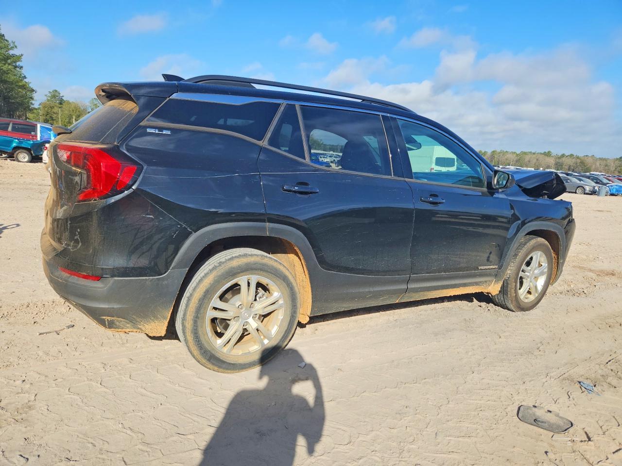 2020 GMC TERRAIN SLE photo 5
