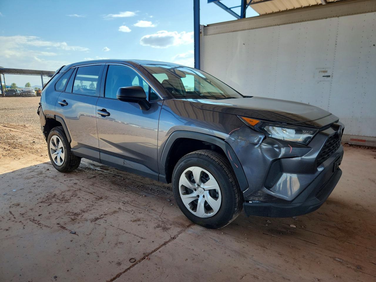 2022 TOYOTA RAV4 LE photo 7