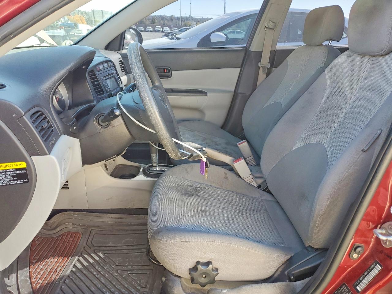 2009 HYUNDAI ACCENT GLS photo 13