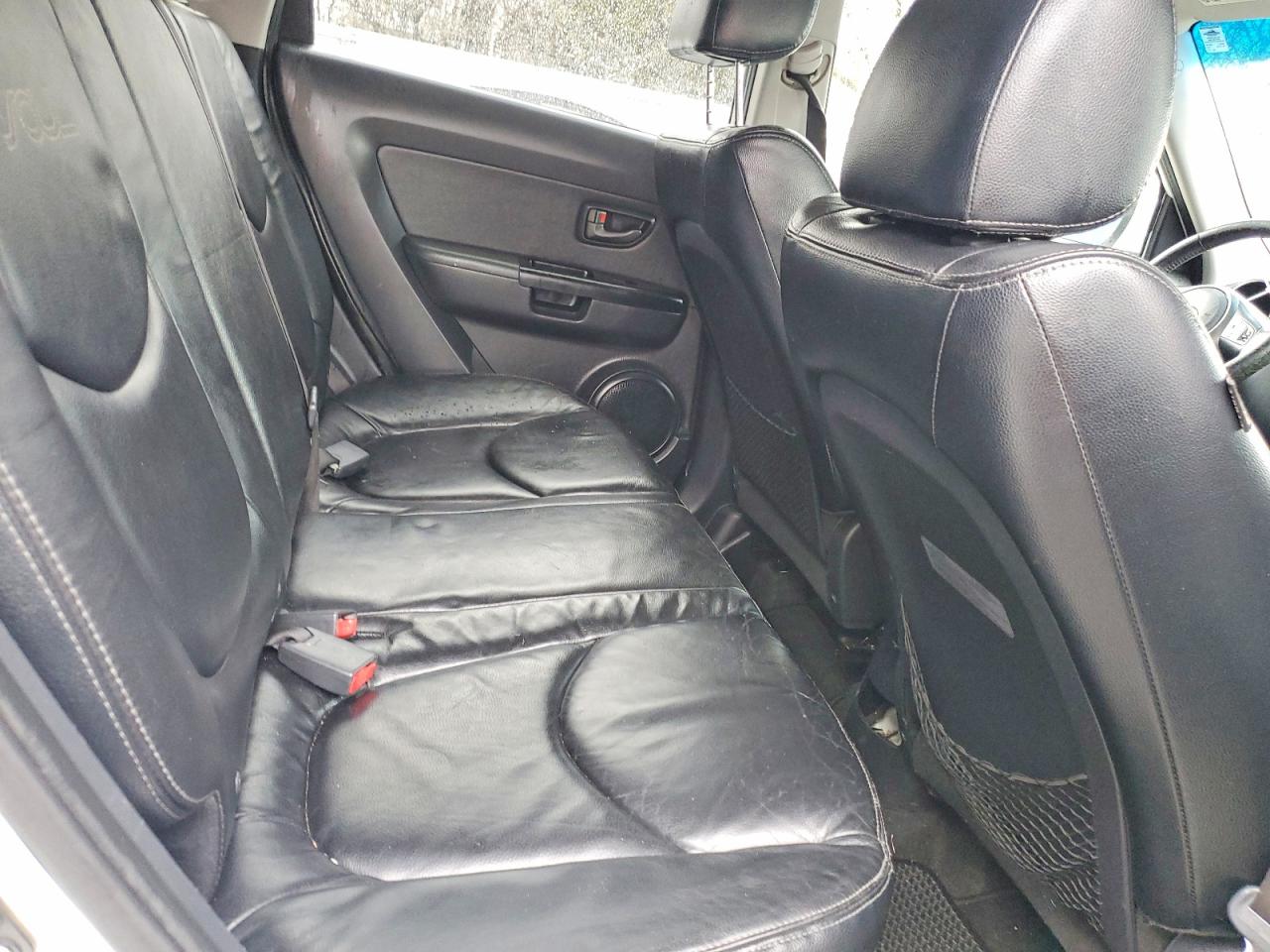 2011 KIA SOUL + photo 31