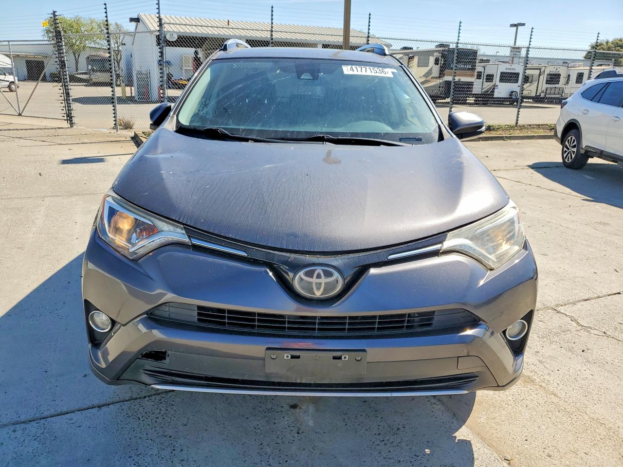 2017 TOYOTA RAV4 XLE photo 13