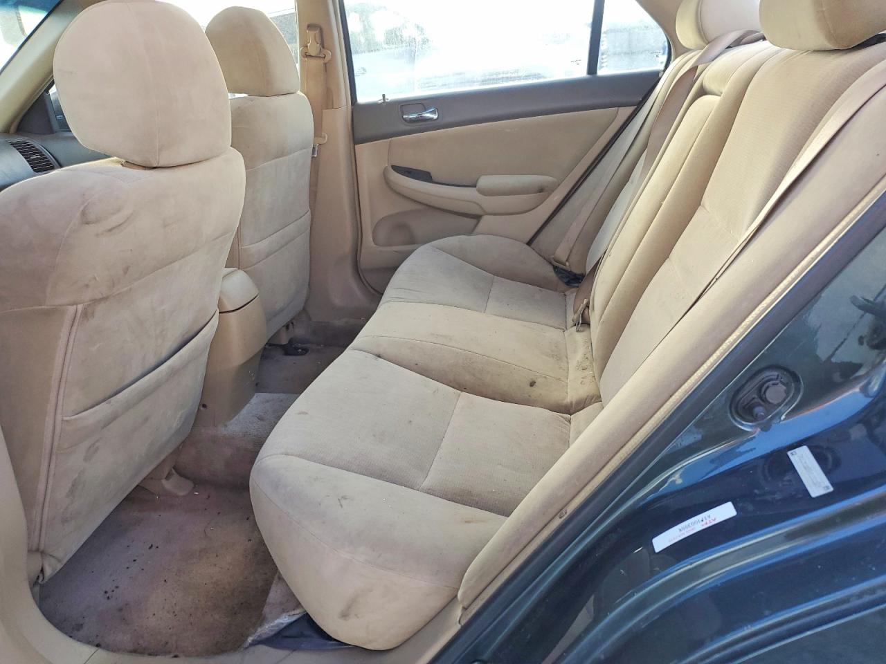 2004 HONDA ACCORD LX photo 19