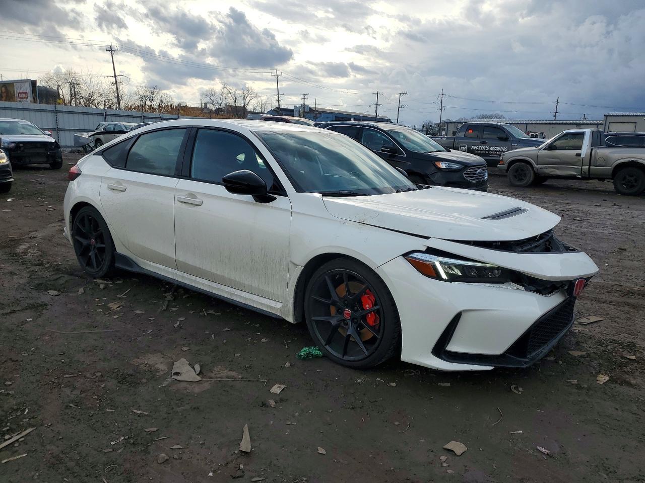 2023 HONDA CIVIC TYPE-R photo 4