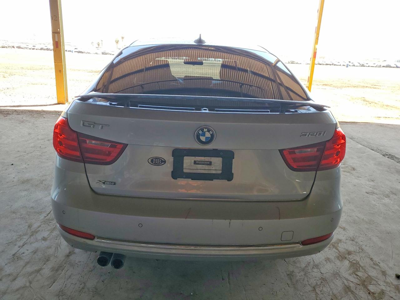 2015 BMW 328 XIGT photo 11