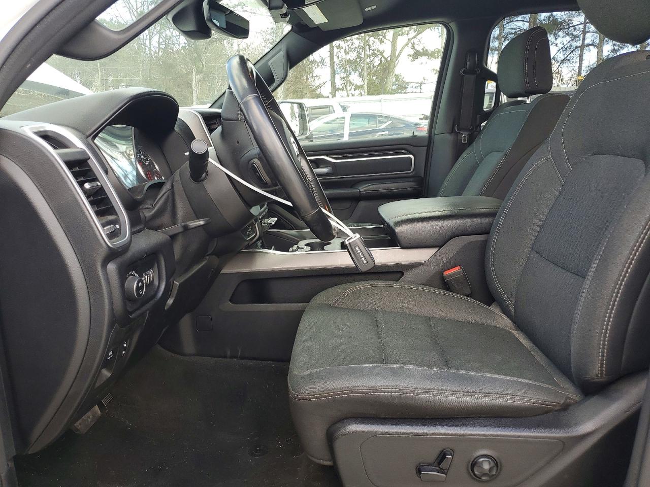 2019 RAM 1500 BIG HORN photo 13