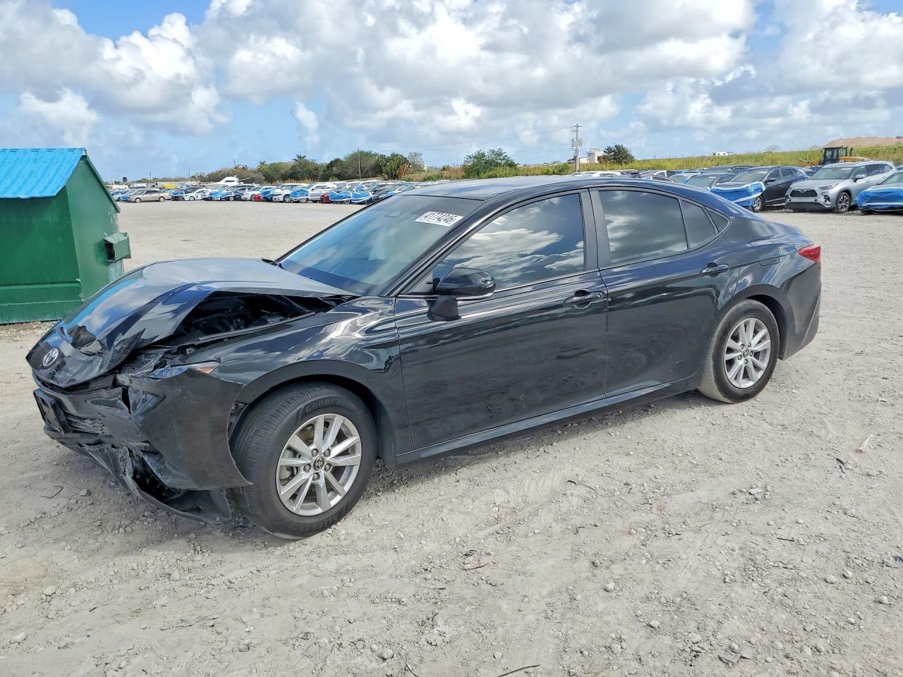 2025 TOYOTA CAMRY