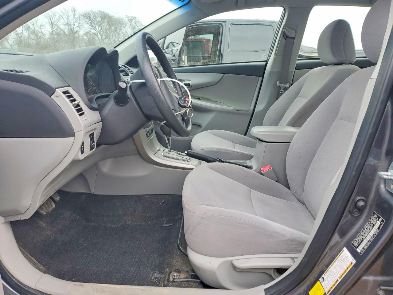 2011 TOYOTA COROLLA BASE photo 7
