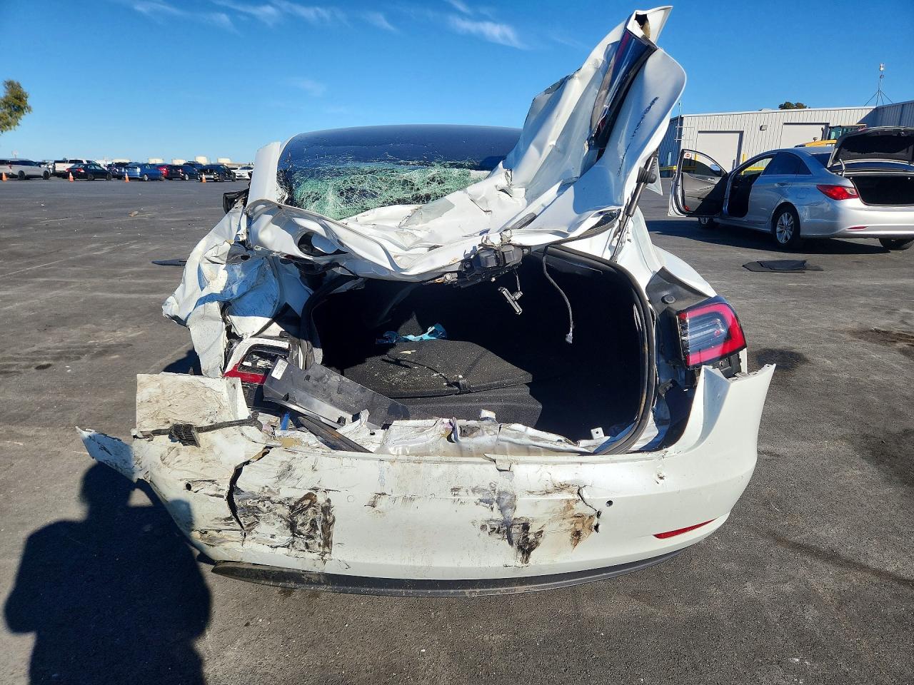 2022 TESLA MODEL 3 photo 16
