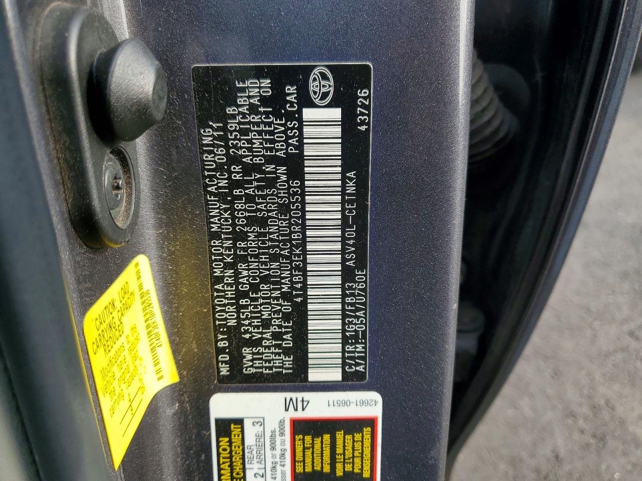 2011 TOYOTA CAMRY LE photo 25